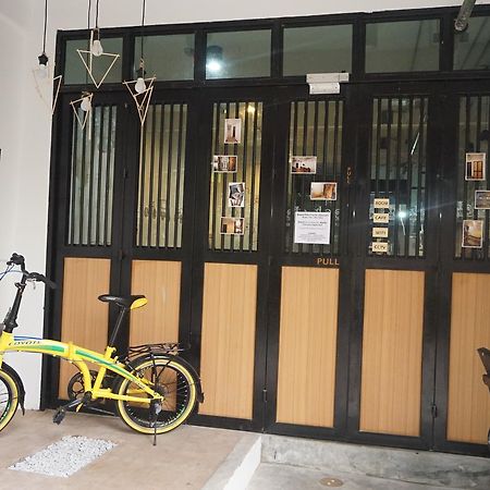 Feel Good Bangkok Hostel Bagian luar foto