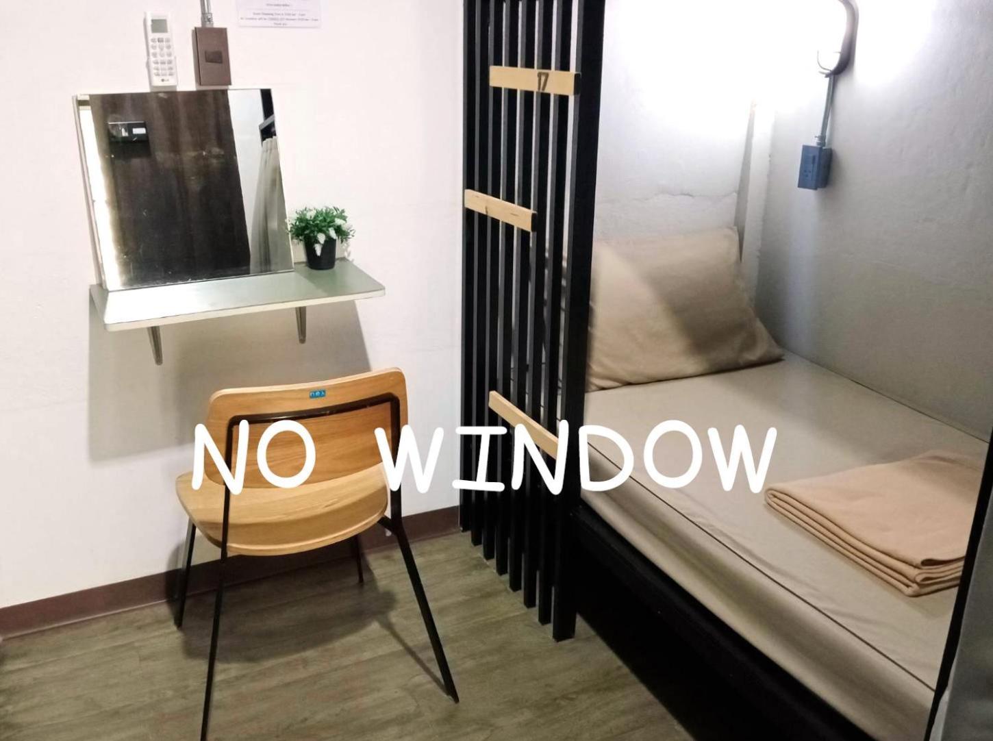 Feel Good Bangkok Hostel Bagian luar foto