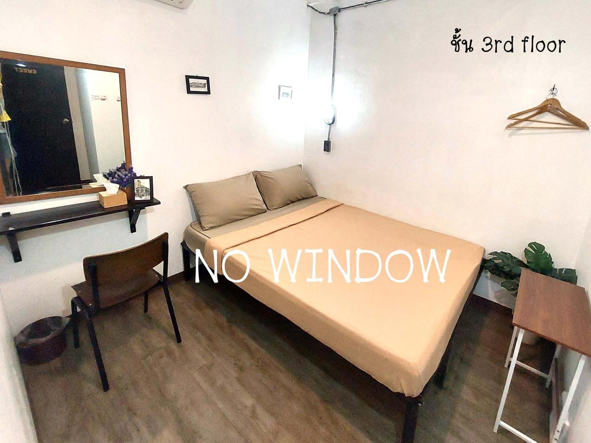 Feel Good Bangkok Hostel Bagian luar foto