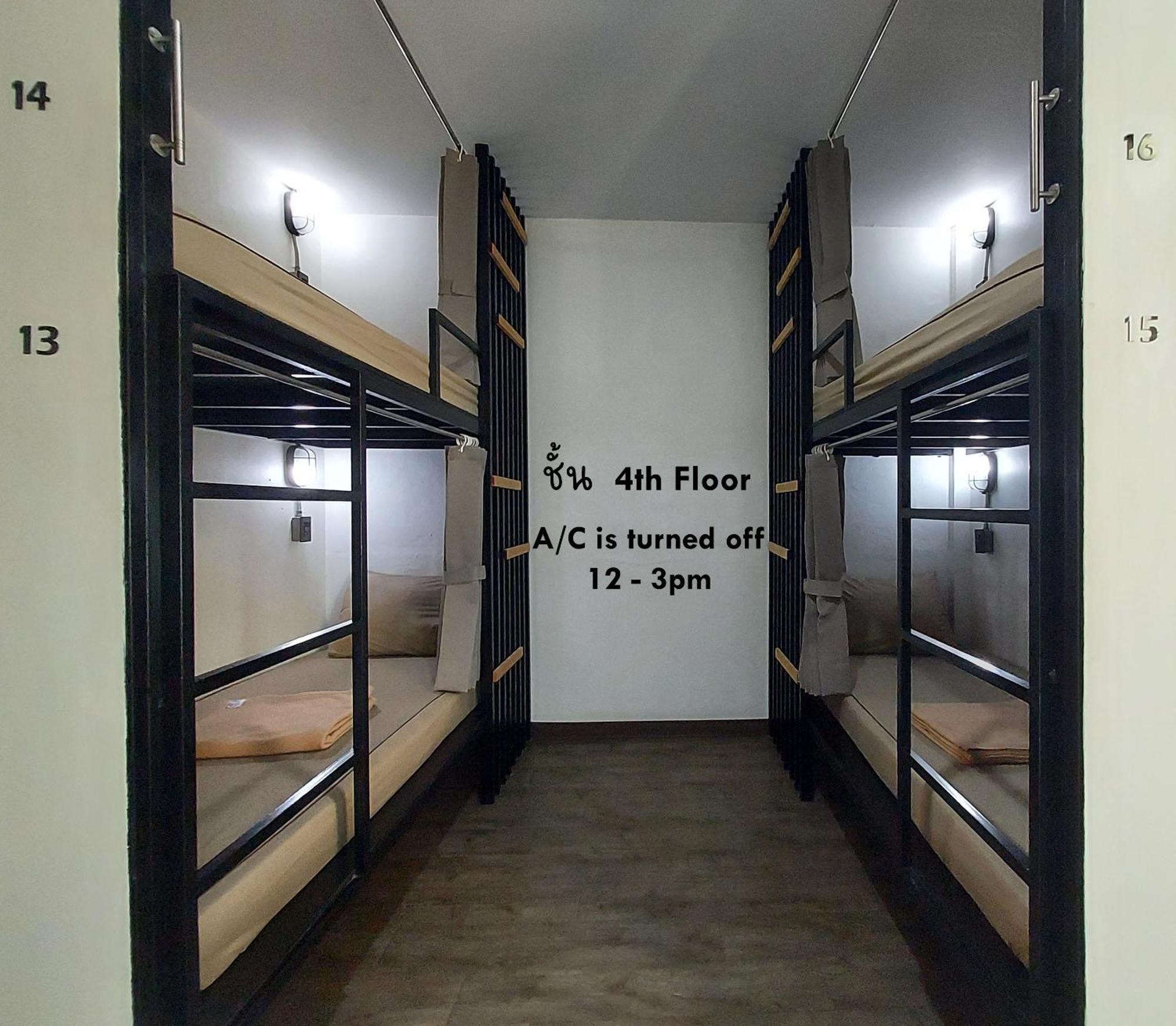Feel Good Bangkok Hostel Bagian luar foto