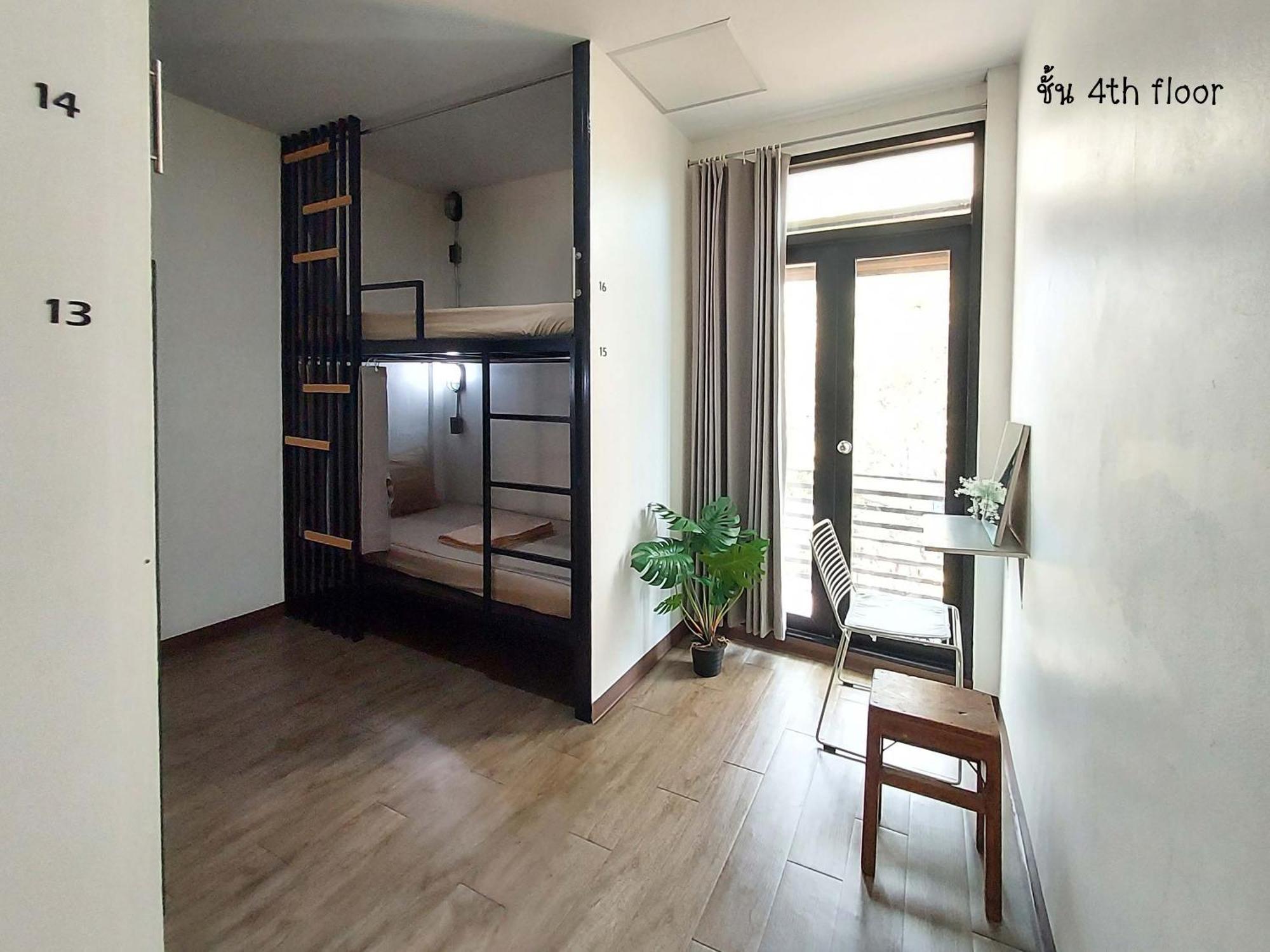 Feel Good Bangkok Hostel Bagian luar foto