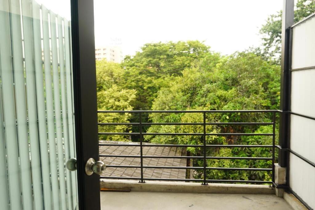 Feel Good Bangkok Hostel Bagian luar foto